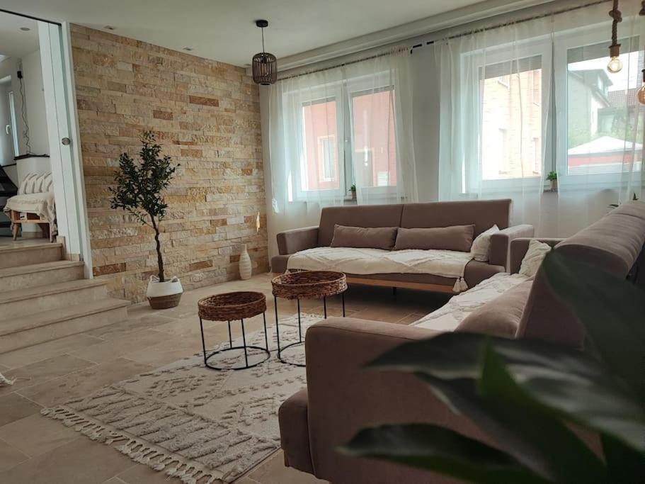 -Stadthaus Ida- Mit Grosser Dachterasse, Am Schlosspark, Luftkurort Kisslegg, Boxspringbetten, Kaffeevollautomat, Smarttv, Familienfreundlich, Grosszuegig, Zentral Esterno foto