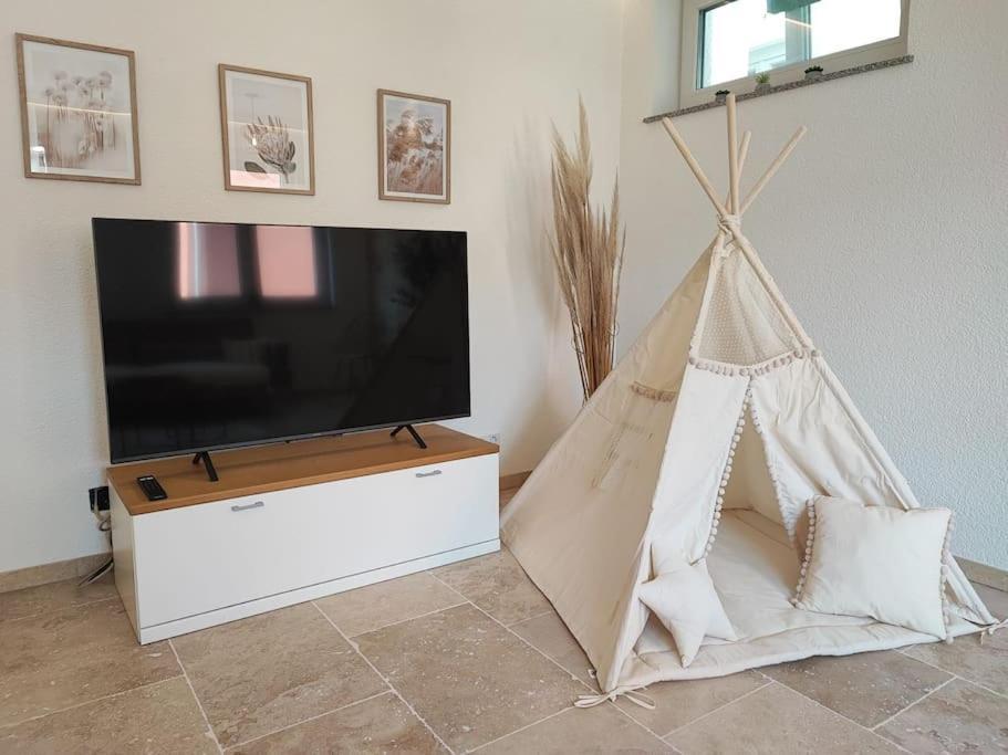 -Stadthaus Ida- Mit Grosser Dachterasse, Am Schlosspark, Luftkurort Kisslegg, Boxspringbetten, Kaffeevollautomat, Smarttv, Familienfreundlich, Grosszuegig, Zentral Esterno foto