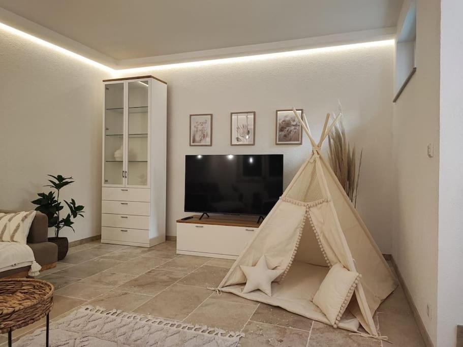 -Stadthaus Ida- Mit Grosser Dachterasse, Am Schlosspark, Luftkurort Kisslegg, Boxspringbetten, Kaffeevollautomat, Smarttv, Familienfreundlich, Grosszuegig, Zentral Esterno foto