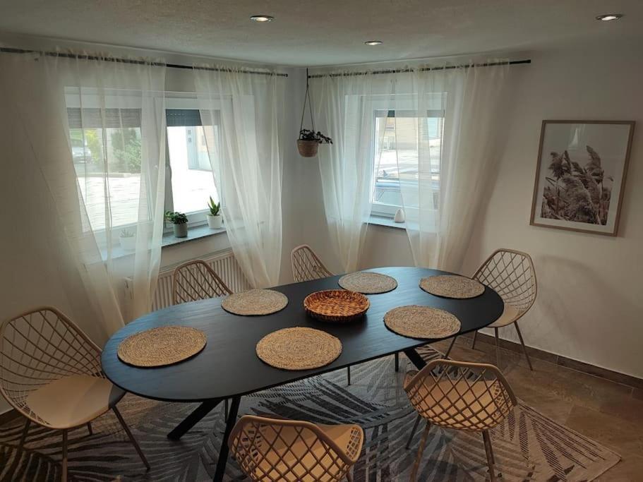 -Stadthaus Ida- Mit Grosser Dachterasse, Am Schlosspark, Luftkurort Kisslegg, Boxspringbetten, Kaffeevollautomat, Smarttv, Familienfreundlich, Grosszuegig, Zentral Esterno foto