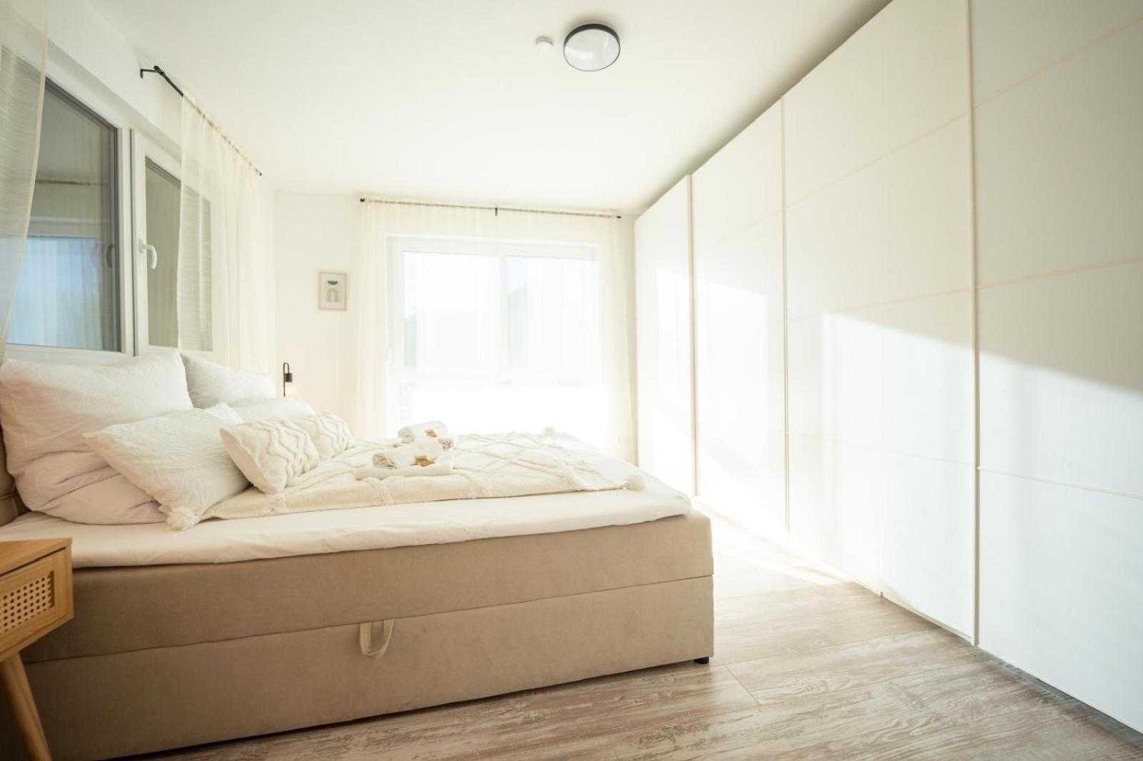 -Stadthaus Ida- Mit Grosser Dachterasse, Am Schlosspark, Luftkurort Kisslegg, Boxspringbetten, Kaffeevollautomat, Smarttv, Familienfreundlich, Grosszuegig, Zentral Esterno foto