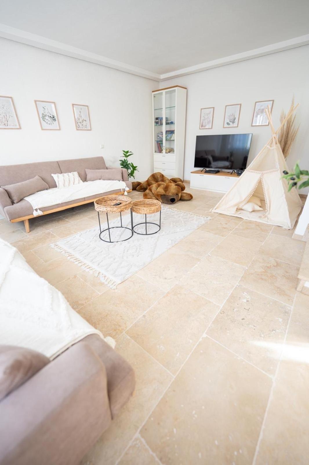 -Stadthaus Ida- Mit Grosser Dachterasse, Am Schlosspark, Luftkurort Kisslegg, Boxspringbetten, Kaffeevollautomat, Smarttv, Familienfreundlich, Grosszuegig, Zentral Esterno foto